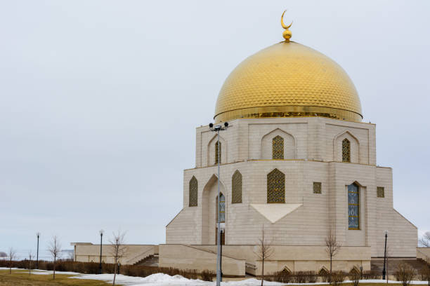 bulgarische siedlung. koran museum und memorial gebäude der annahme des islam in der antiken stadt bolgar. - tatarstan stock-fotos und bilder