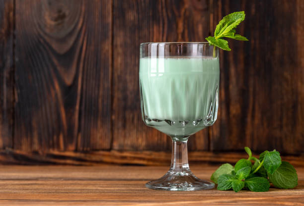 istock Glass of Grasshopper Cocktail 1298166343
