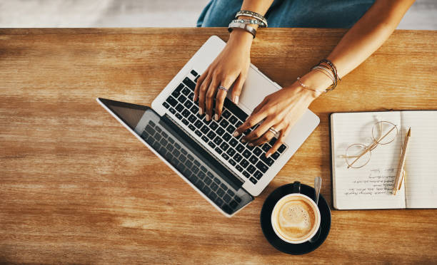 istock Building a side business from the local cafe 1298269197