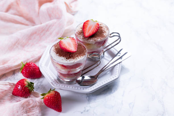 istock Strawberry tiramisu 1298292448