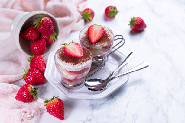 istock Strawberry tiramisu 1298292573
