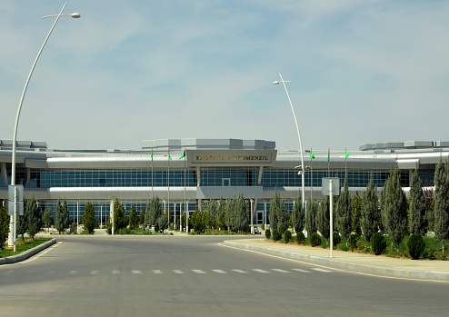 Ashgabat, Turkmenistan: Ashgabat International Bus Station, located in the Choganly area is the largest bus station in Turkmenistan - Serves routes to neighbouring countries and the CIS countries as well as some domestic destinations. Halkara Awtomenzil / Aşgabat şäherindäki halkara ýolagçy awtomenzili.