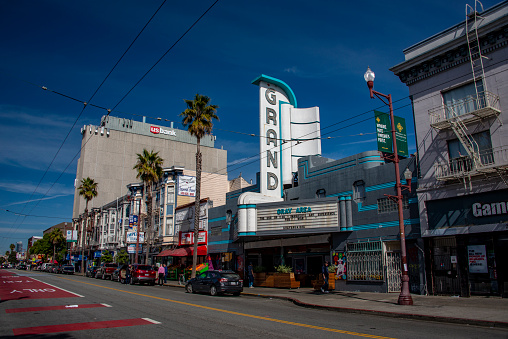 Daily life on Mission street in San Francisco. The Mission district is one of the older and historic neighbourhoods in the city where many latinos and Mexicans live.