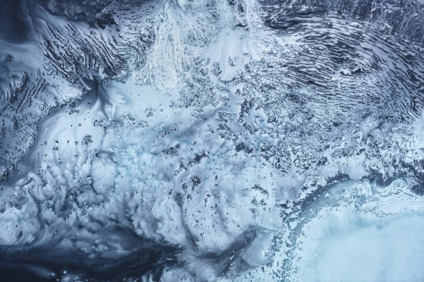 抽象芸術の背景テクスチャ - extreme terrain eroded snow landscape ストックフォトと画像