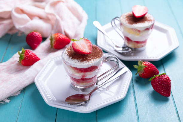 istock Strawberry tiramisu 1298517668