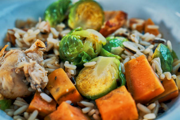 istock Farmers Harvest Chicken Casserole 1298684547