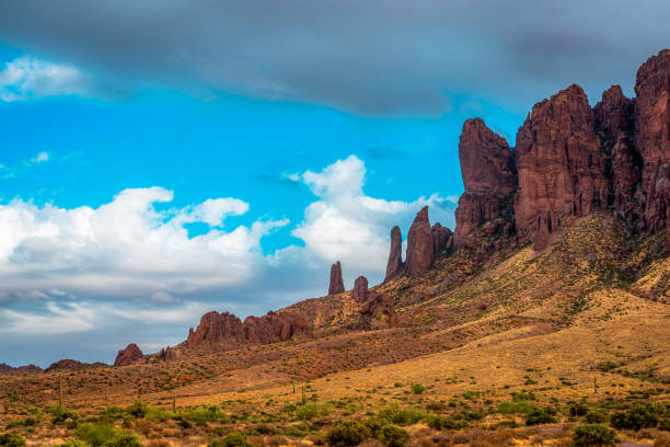istock The Superstition Mountain Slope 1298713955