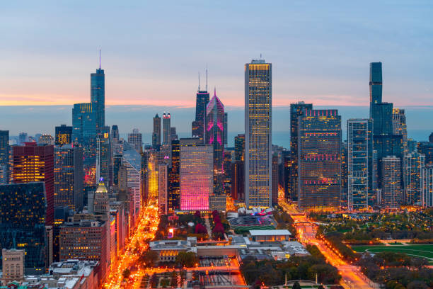 istock Chicago Cityscape at Dusk 1298747652