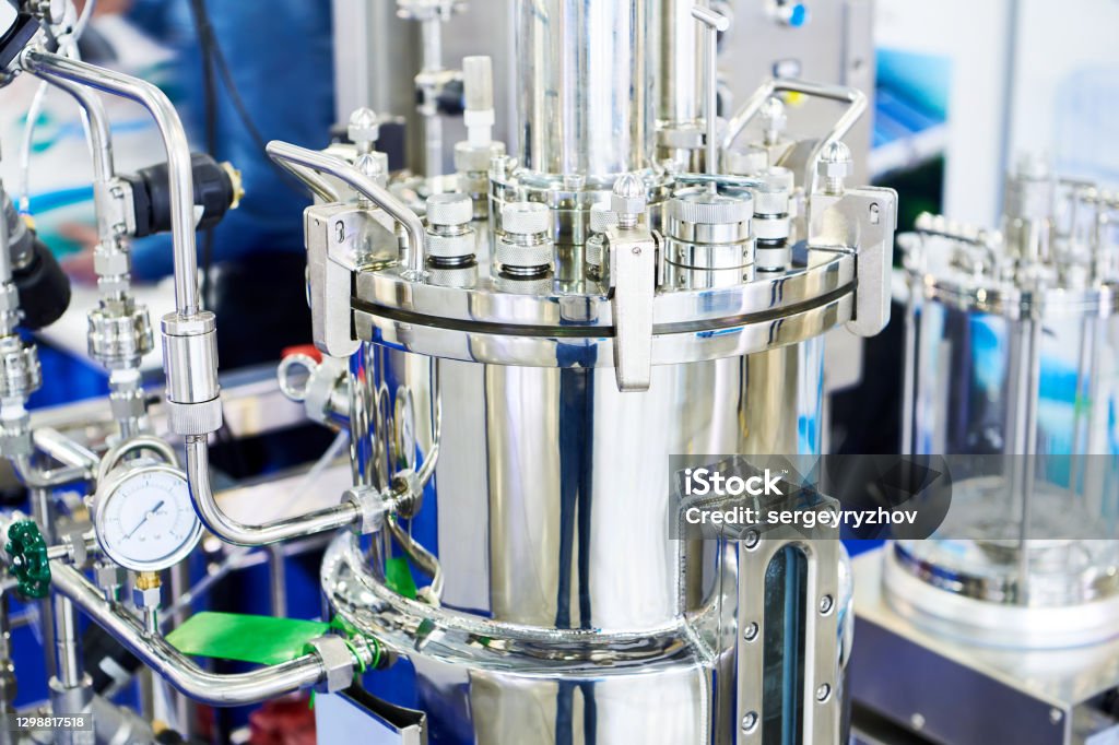 Automatic reactor system Automatic reactor system chemical industry Bioreactor Stock Photo