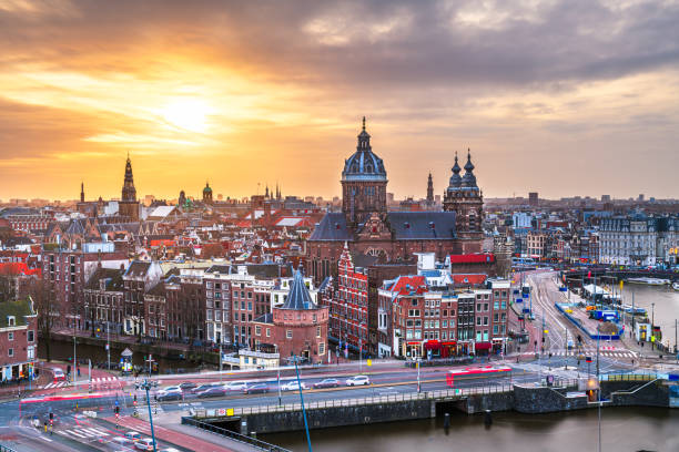 amsterdam, holandia old centre district - amsterdam zdjęcia i obrazy z banku zdjęć