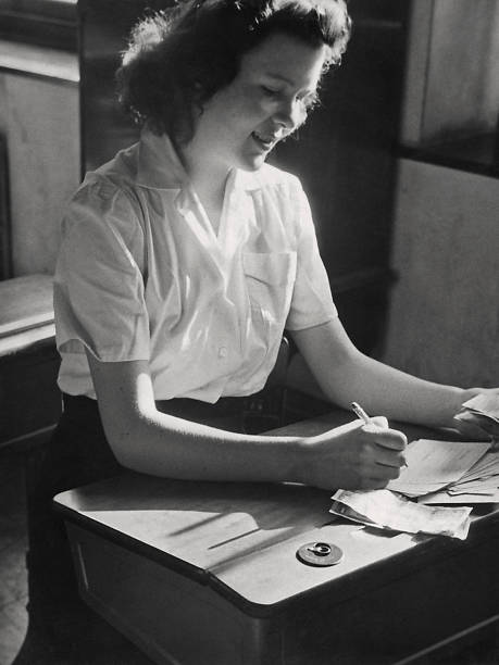 female high school student doing bookkeeping 1944