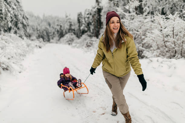 istock I make my daughter happy 1298996409