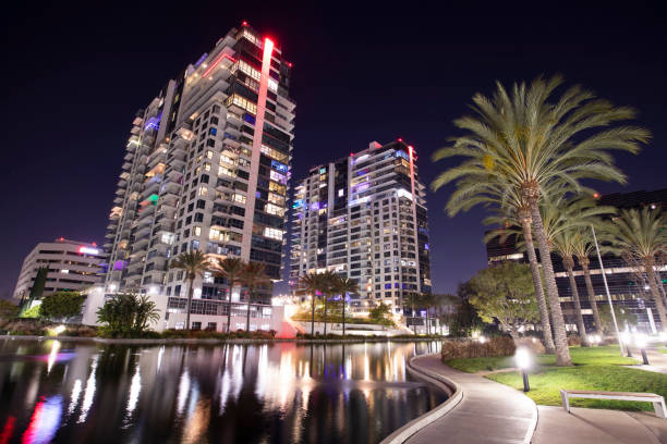 istock Santa Ana, California 1299033297