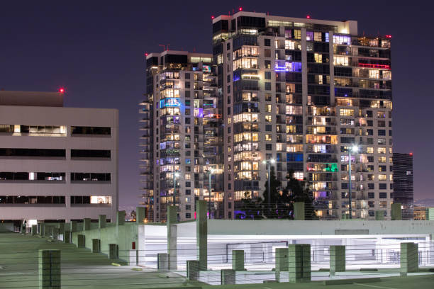 istock Santa Ana, California 1299033299
