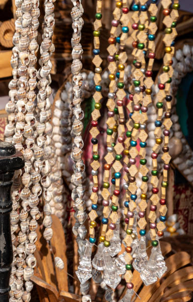 istock handicrafts frem swat 1299070516
