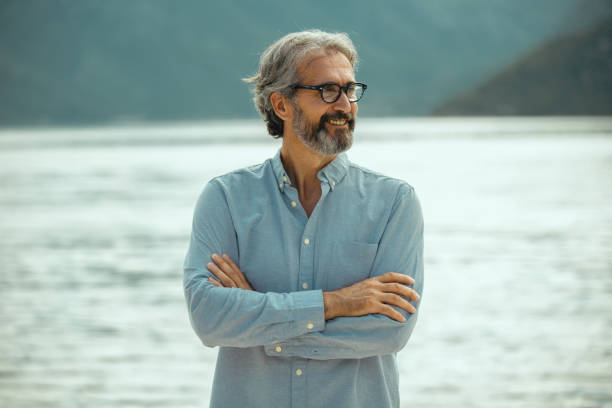 Hombres 50 Años - Banco de fotos e imágenes de stock - iStock Hombres 50 Años - Banco de fotos e imágenes de stock - iStock