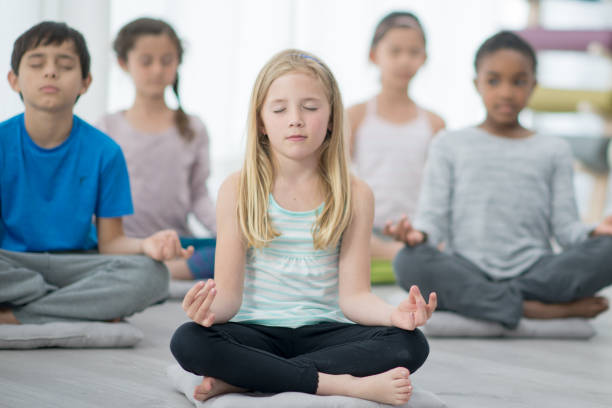 istock I enjoy meditation in yoga class 1299135556