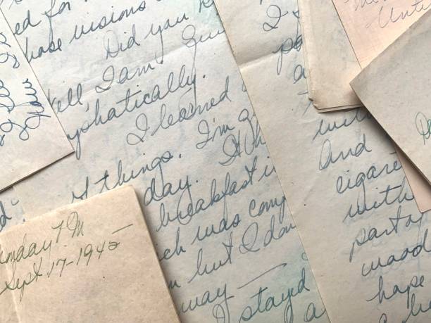 istock Old Love Letters from WWII 1940s 1299138053