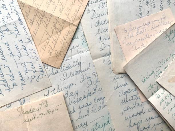 istock Old Love Letters from WWII 1940s 1299138063