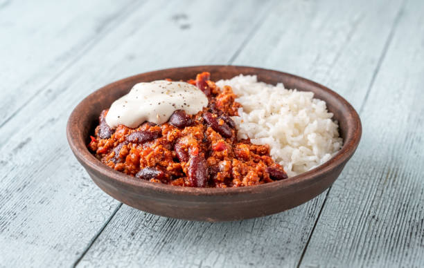 istock Bowl of chili con carne 1299165558