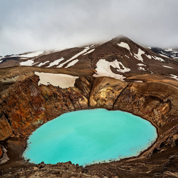 istock Mount Askja geothermal lake, Iceland 1299185800