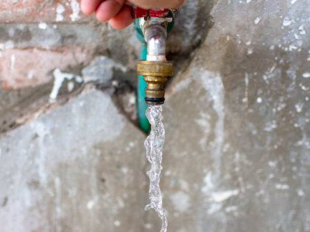 istock A stream of water pouring from the tap 1299188301