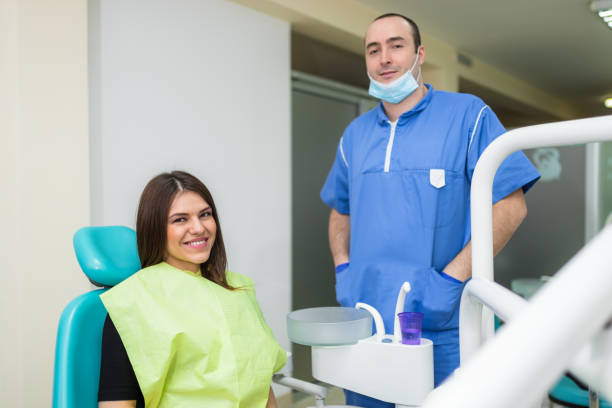 istock I am happy with my dentist 1299271782