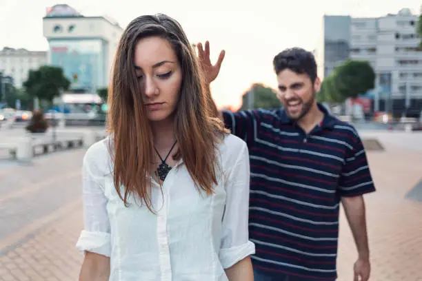 Young heterosexual couple going through relationship difficulties