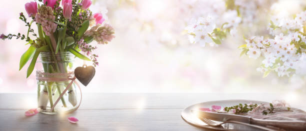 istock Table dekoration for mothers day 1299326486