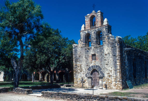 istock San Antonio Missions NHP - San Francisco Espada - 1984 1299351451