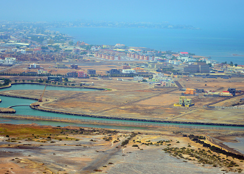 Embajada de ESTADOS Unidos y ciudad de Djibouti visto desde el aire, la ciudad de Yibuti, Djibouti photo