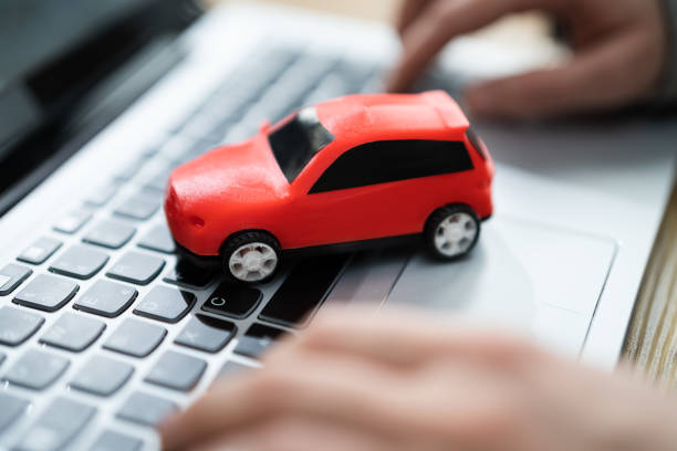 istock Buy Sell Online Car Insurance 1299486492