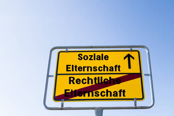 istock Social Biological Partenting german 
