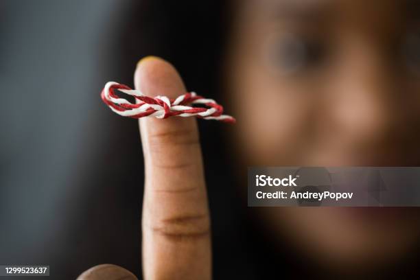 African American Woman With Memory Ribbon Dont Forget Stock Photo - Download Image Now
