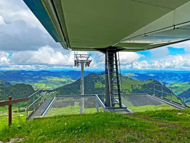 4er Sesselbahn Sternen zum Klein Sternen or 4-seater Chairlift Hoch-Ybrig - Seebli (Kl. Sternen) on the slopes of the Schwyz Alps mountain massif, Oberiberg - Canton of Schwyz, Switzerland