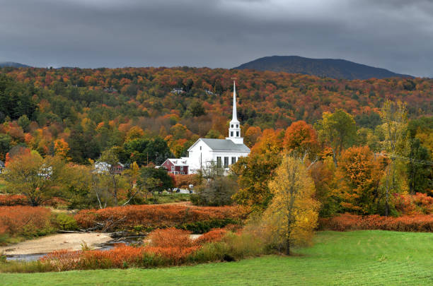 istock Stowe Community Church - Vermont 1299532146
