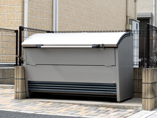 istock Garbage collection area in the apartment 1299532164