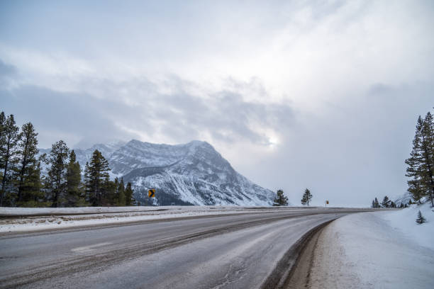 istock Rocky Mountains in Kootenay Park 1299532654