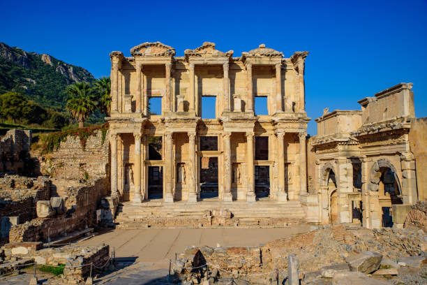 library of celsus, an ancient roman building in ephesus archaeological site, turkey - turkey tourist ephesus roman imagens e fotografias de stock