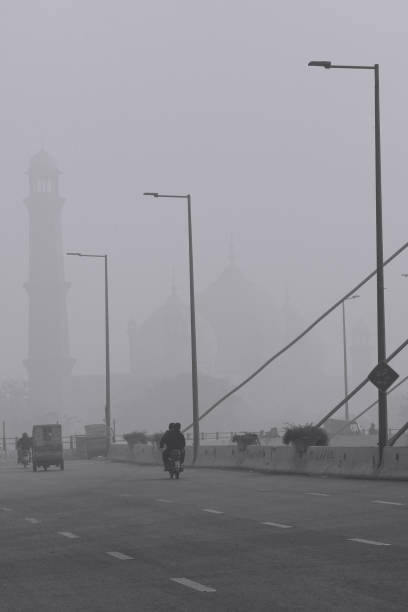 istock in the fog 1299610327