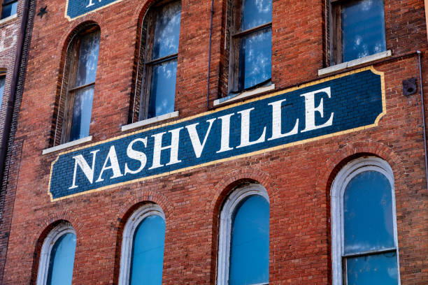 istock A Beautiful Old Nashville Sign 1299653647