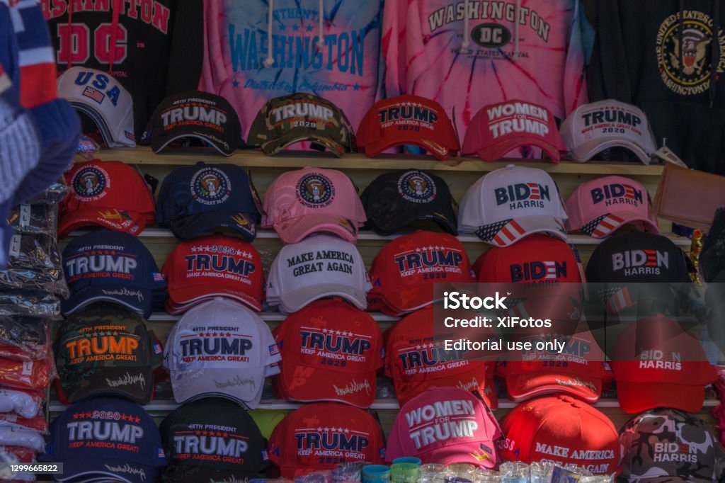 워싱턴 DC에서 판매하는 정치 기념품 - 로열티 프리 도널드 트럼프 - 정치인 스톡 사진