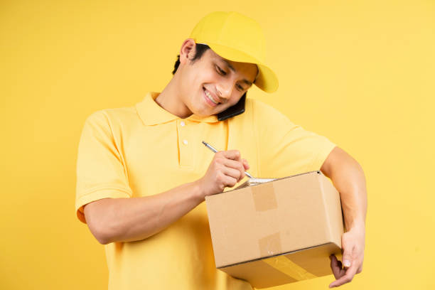 Shipper Pic 10+ Shipper Asian Stock Photos, Pictures & Royalty-Free Images - iStock