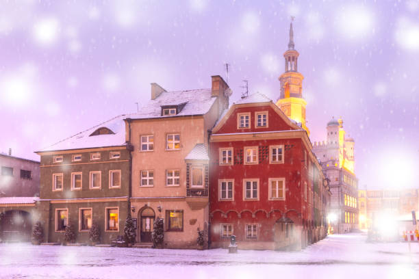 istock Night Old Town of Poznan, Poland 1299773723