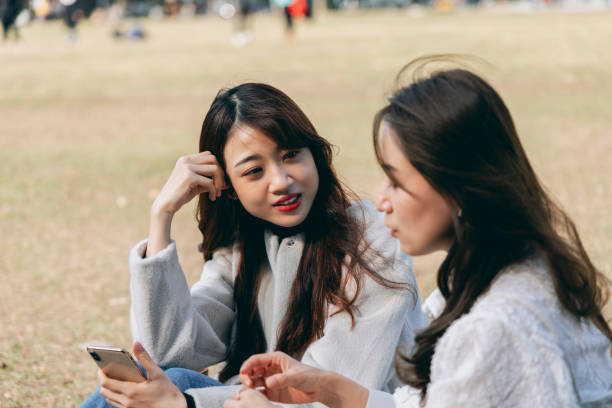 istock Chatting with female friends 1299780841