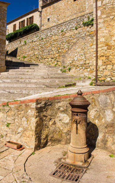 istock Fountain in Rocchette di Fazio, Tuscany 1299816083