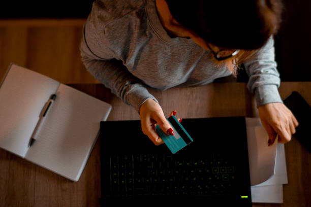 istock Woman shopping online 1299821572