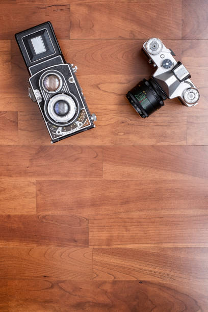istock An old 35mm reflex camera, and an old medium format twin lens reflex camera 1299855197