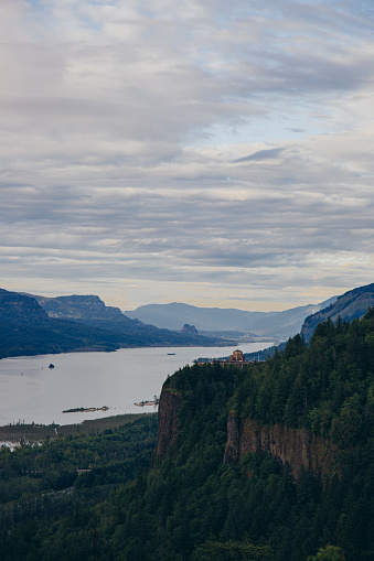 Overlook in the Columbia River Gorge. Crown Point visitor center visible on the cliff.