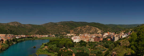 istock The Sichar reservoir in Ribesalbes, Castellon 1299966467